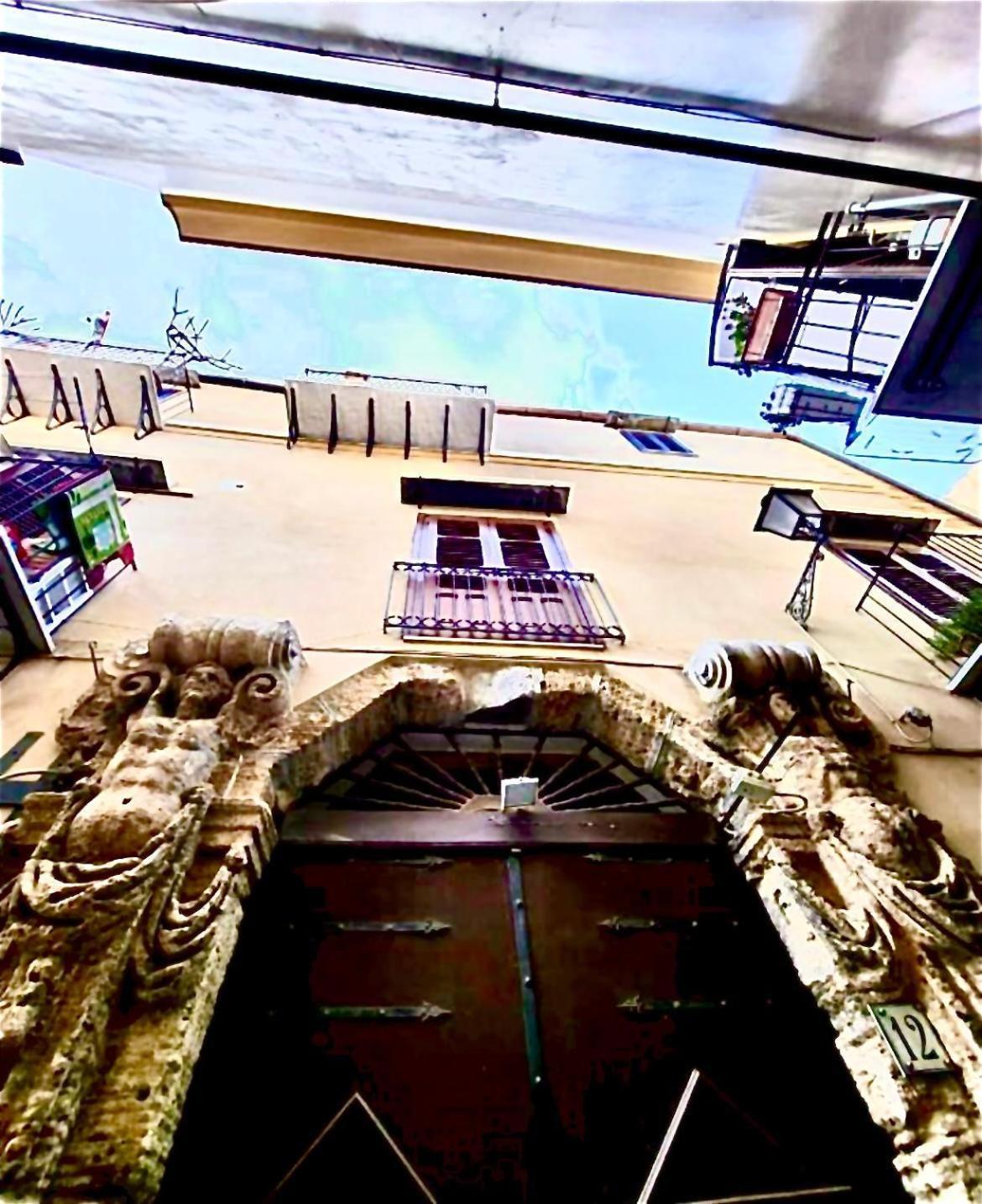 Palazzo Barone Muzio Apartment Palermo Exterior photo